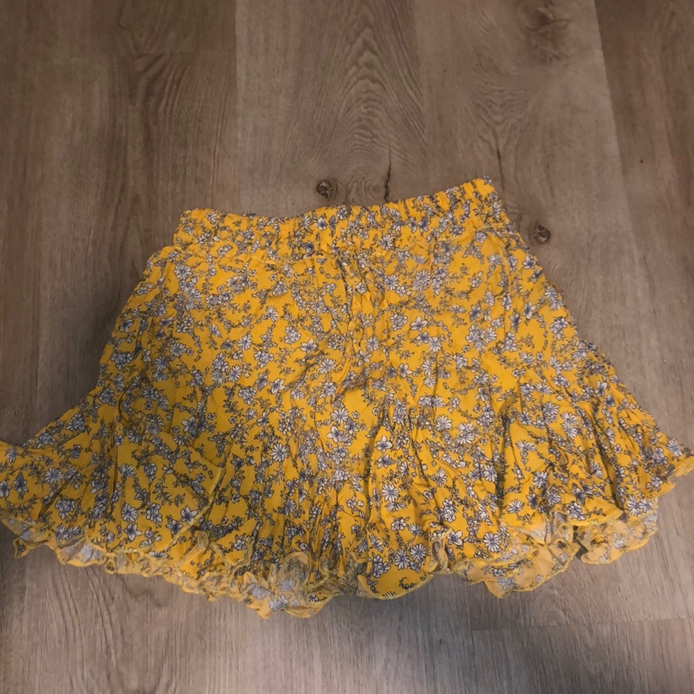 floral skirt